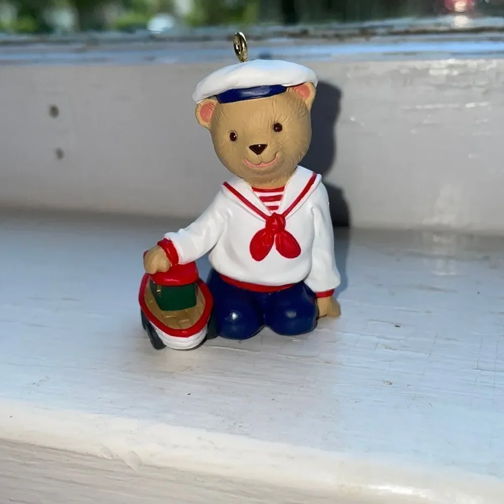 Vtg 1993 Hallmark The Bearingers Abearnathy Bearinger Christmas Ornament‎